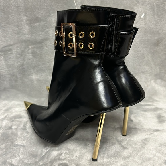 JEFFREY CAMPBELL CLOUT BOOTS SIZE 8.5 - Picture 5 of 11